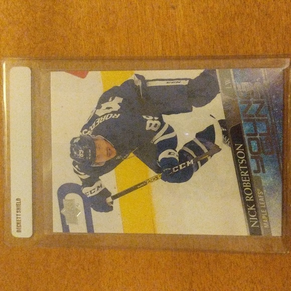 Upper Deck YG - Picture 1 of 2